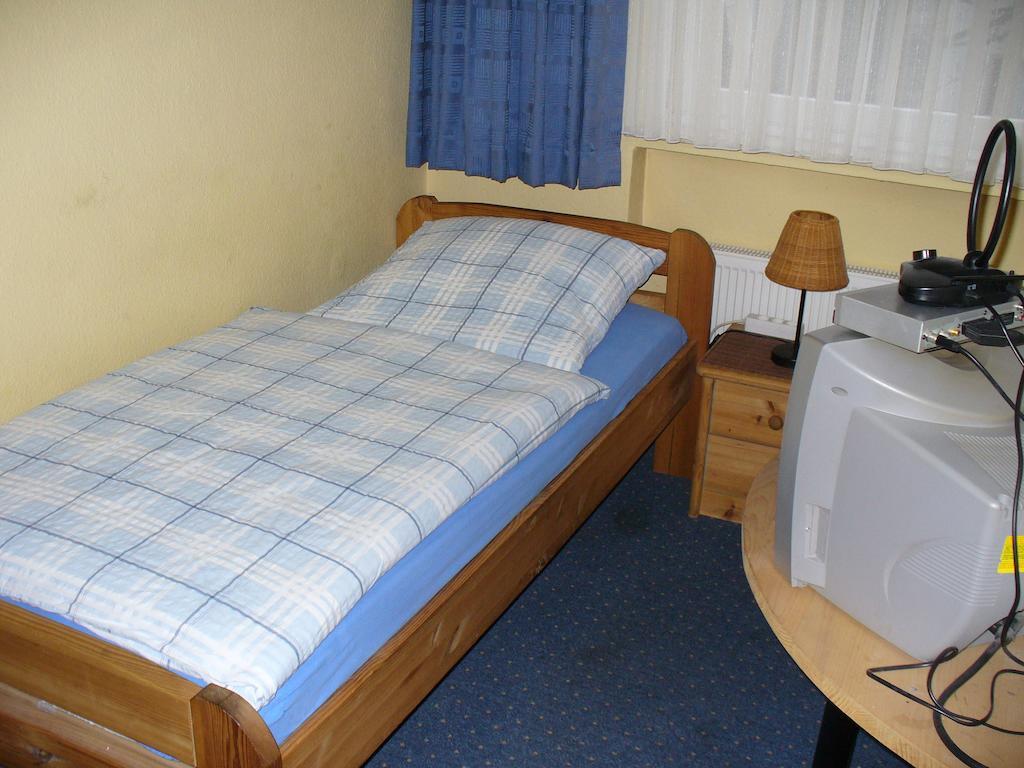 Hotel Schoenfeld BRE الغرفة الصورة